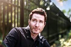 Artist Owl City